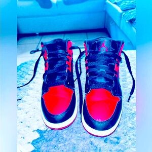 Jordan Kids' Black and Red Sneakers